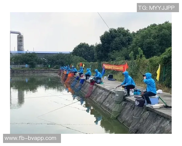 西蒙斯热爱钓鱼运动以真诚信仰推广钓鱼文化