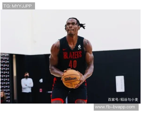 汉娜伊达尔戈狂砍30分10助攻13抢断成NCAA女篮新星